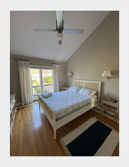 MOVE IN & MOVE OUT
